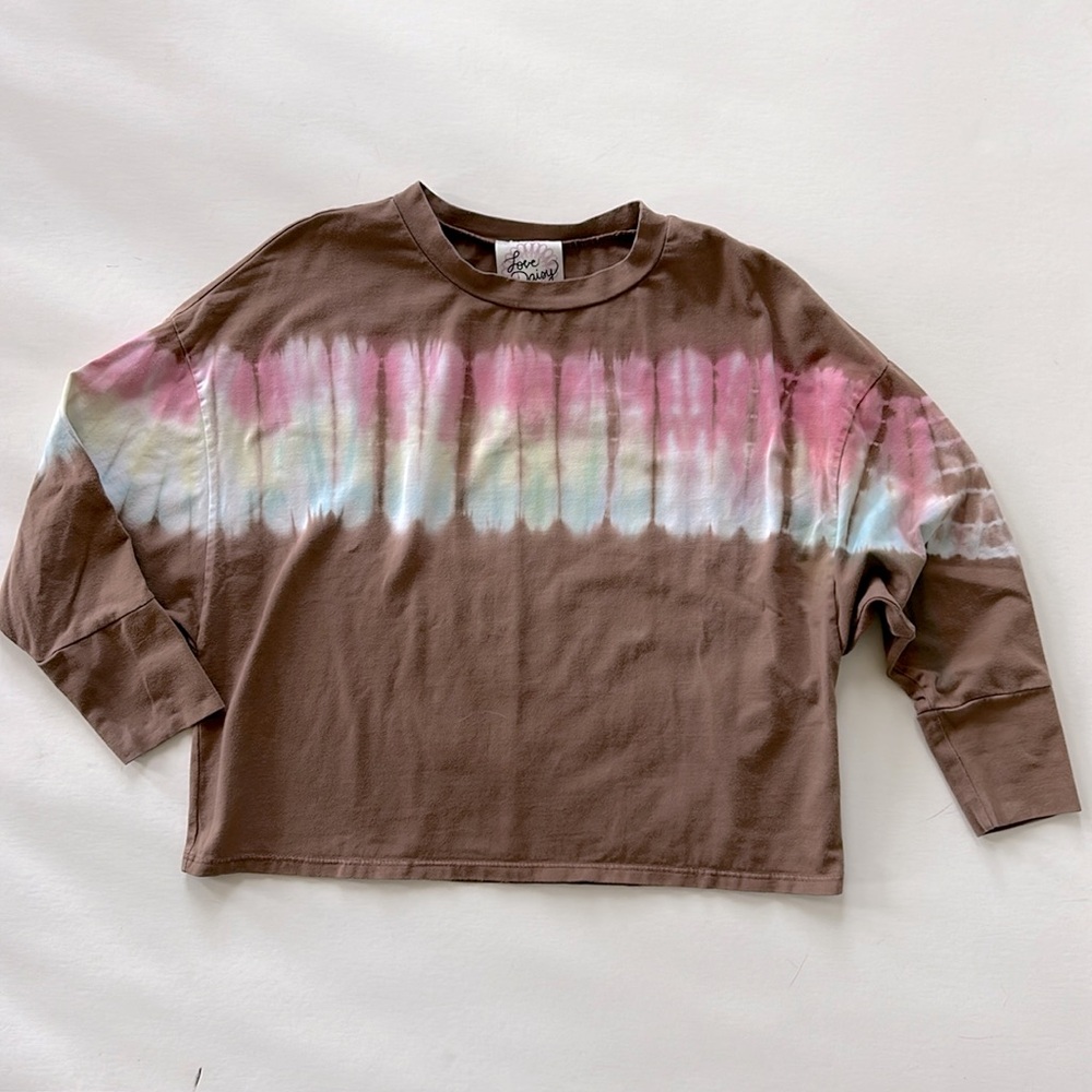Girls Love Daisy Long Sleeve Tie Dye Tee